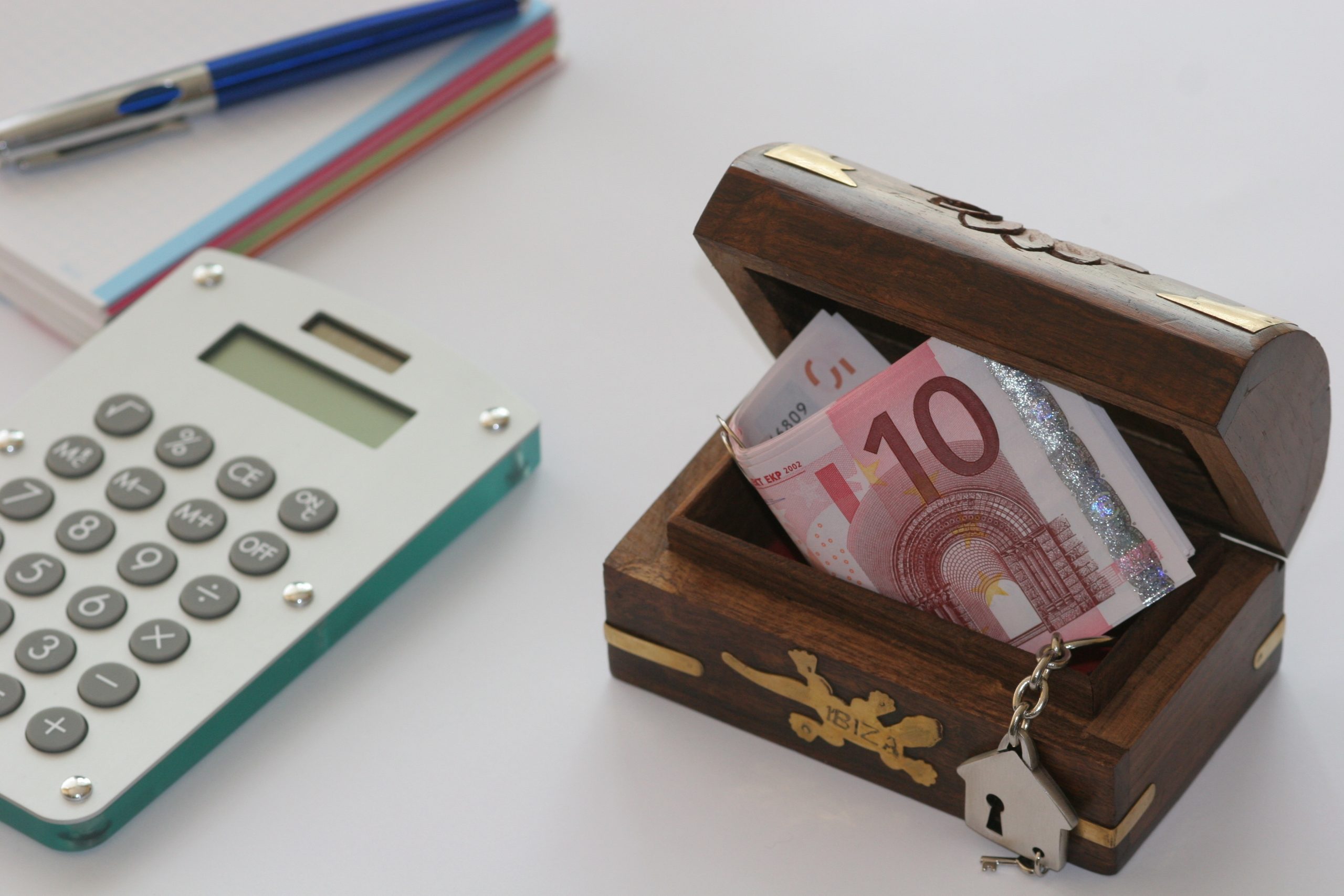 Finanzas en Fedora 44